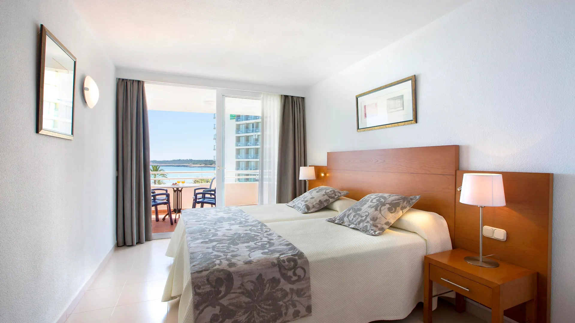 ****  Hipotels Mercedes Aparthotel Cala Millor  Hiszpania