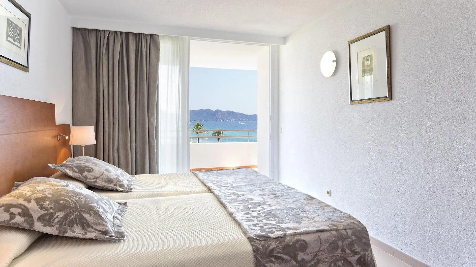 Hipotels Mercedes Aparthotel Cala Millor  Spagna