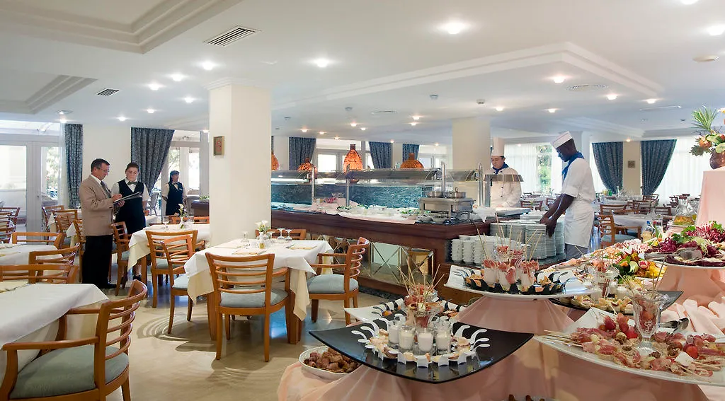 Hipotels Mercedes Aparthotel Cala Millor